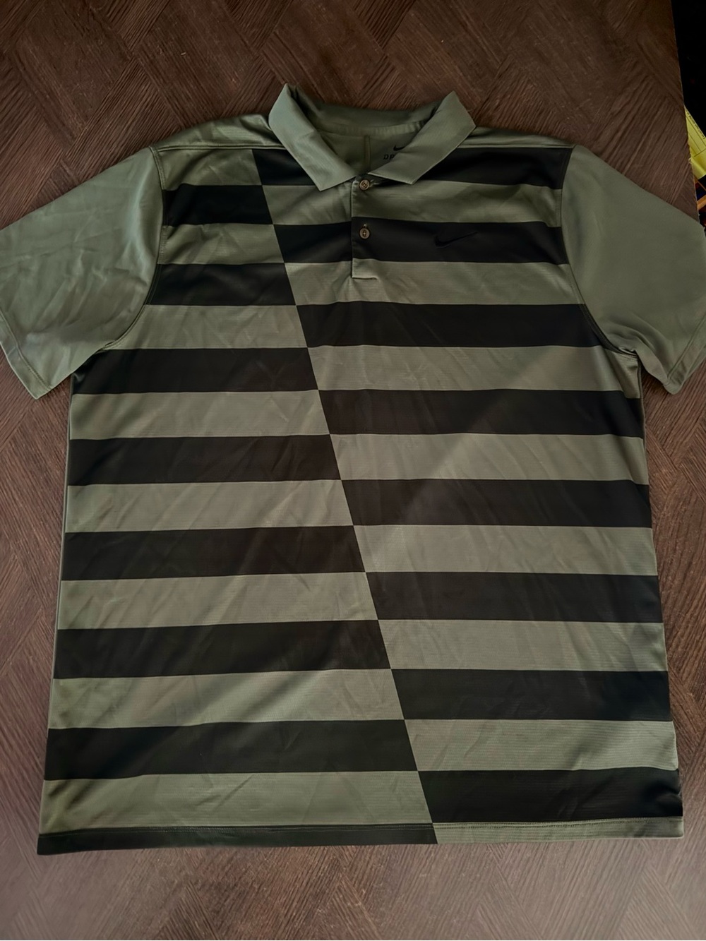 Nike DRI-FIT Olive Green and Black Diagonal Geometric Stripe Polo-sz XL